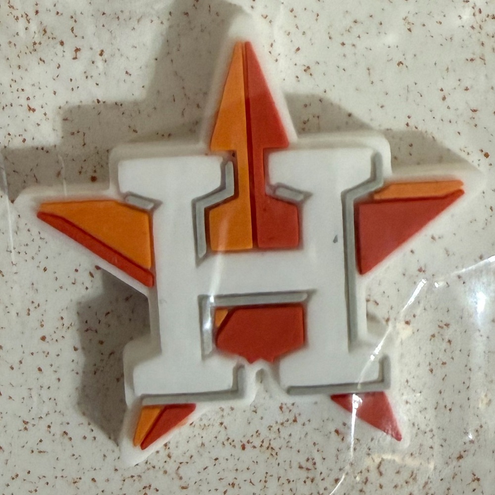Astros Buddies Club H-E-B Shoe Charms - Picture 4 of 5